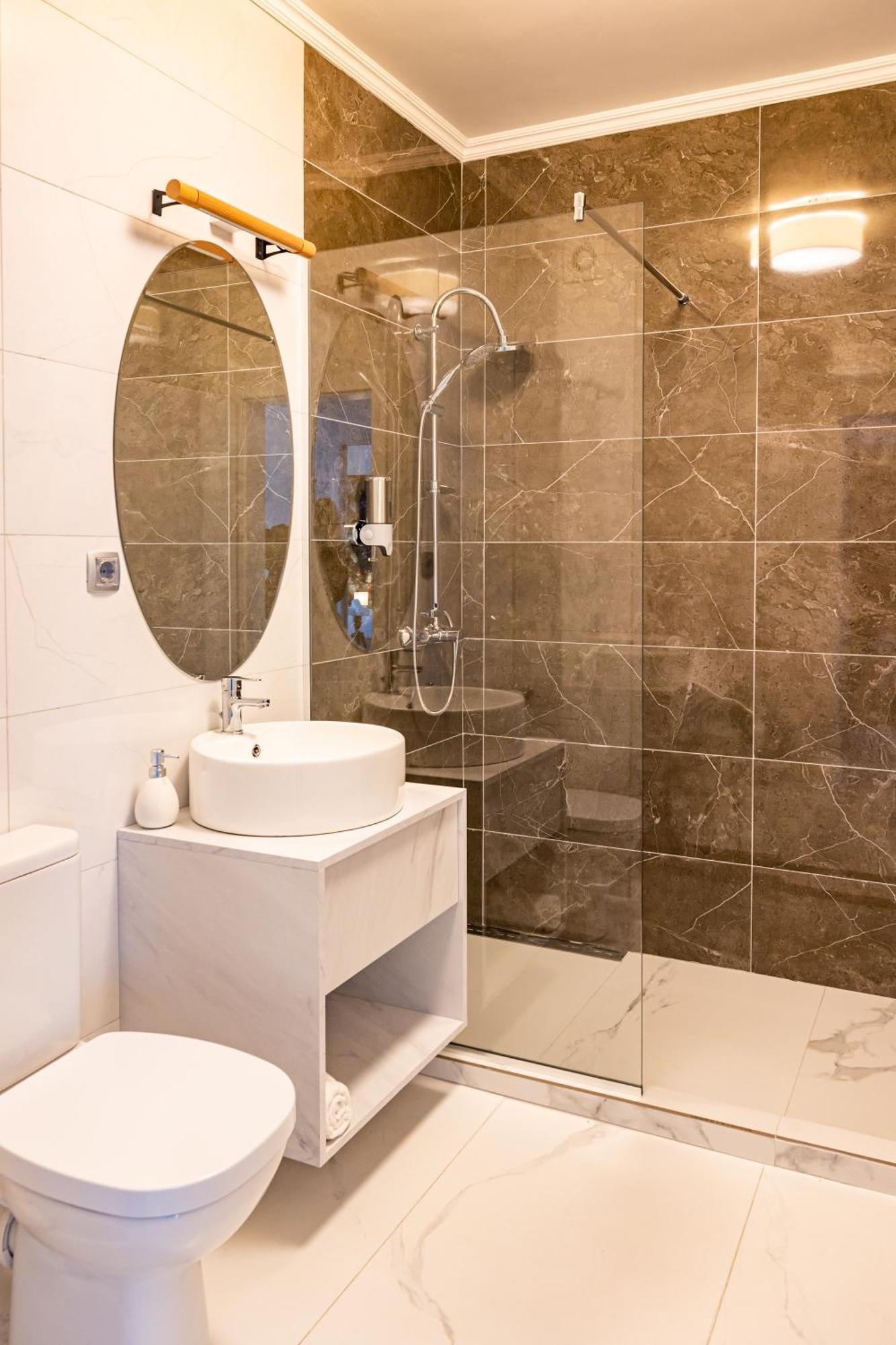 Tower Apartments Cluj-Napoca Eksteriør billede